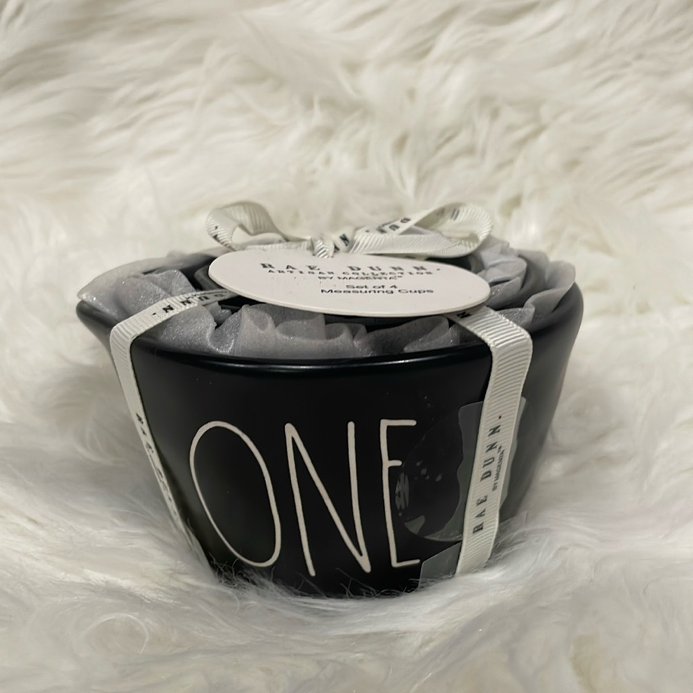 Rae Dunn Black measuring cups